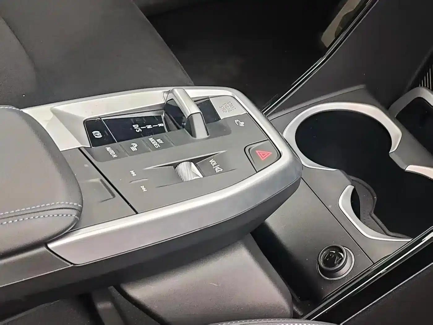 BMW X1 M35Li 2024 Model — миниатюра 13