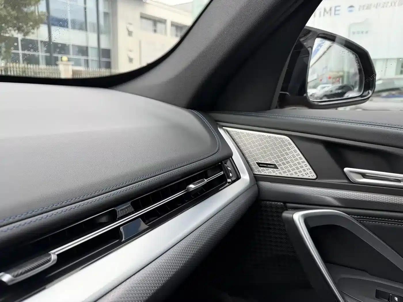 BMW X1 M35Li 2024 Model — миниатюра 16