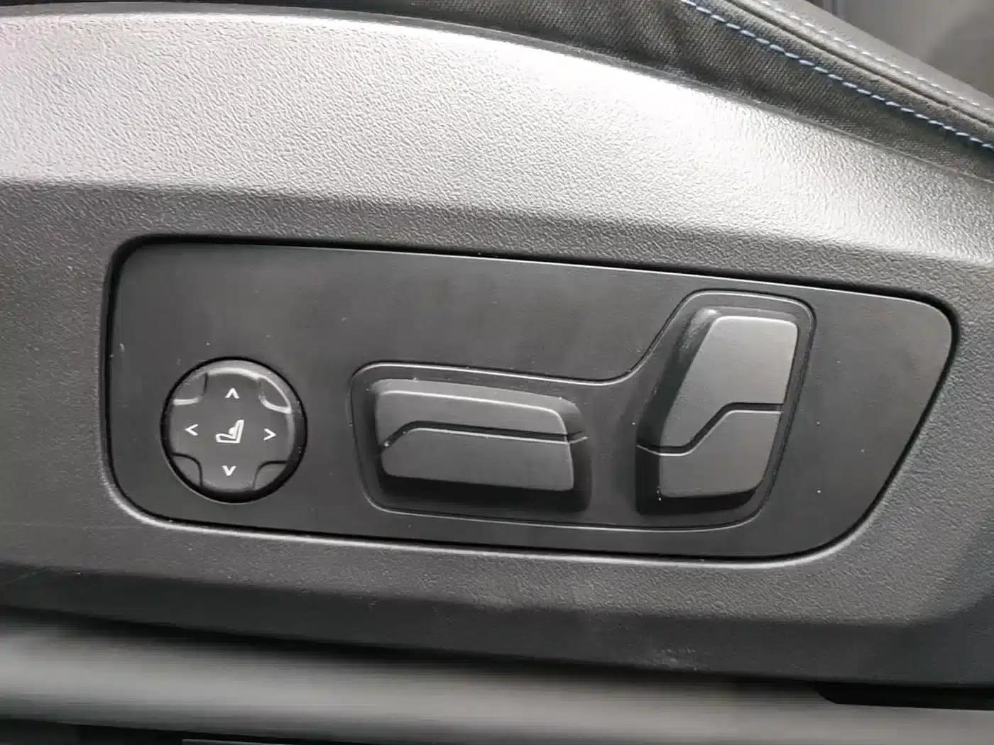 BMW X1 M35Li 2024 Model — миниатюра 23