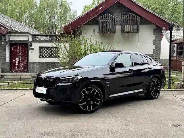 2022 BMW X4 M40i