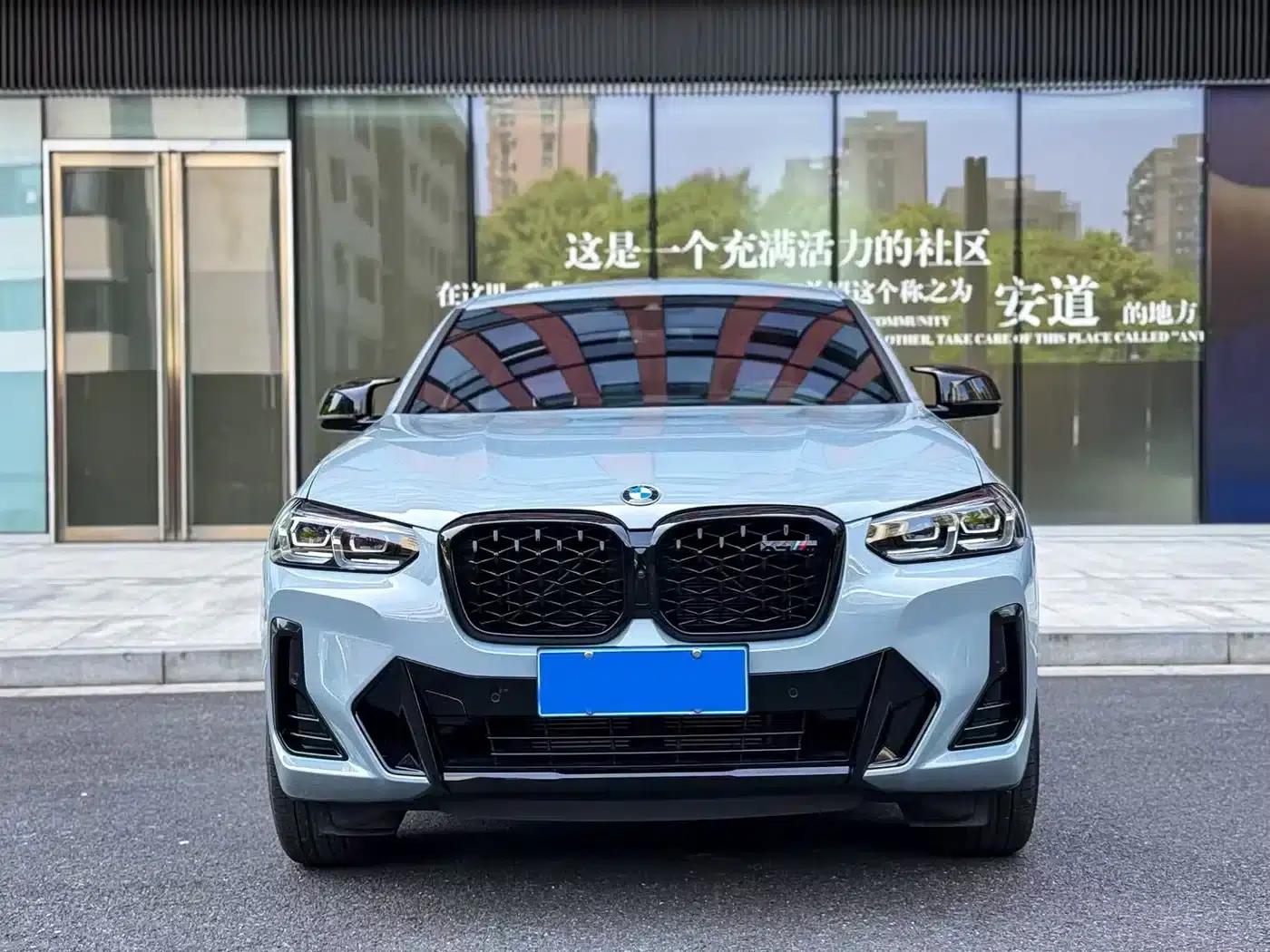 2022 BMW X4 M40i — миниатюра 2