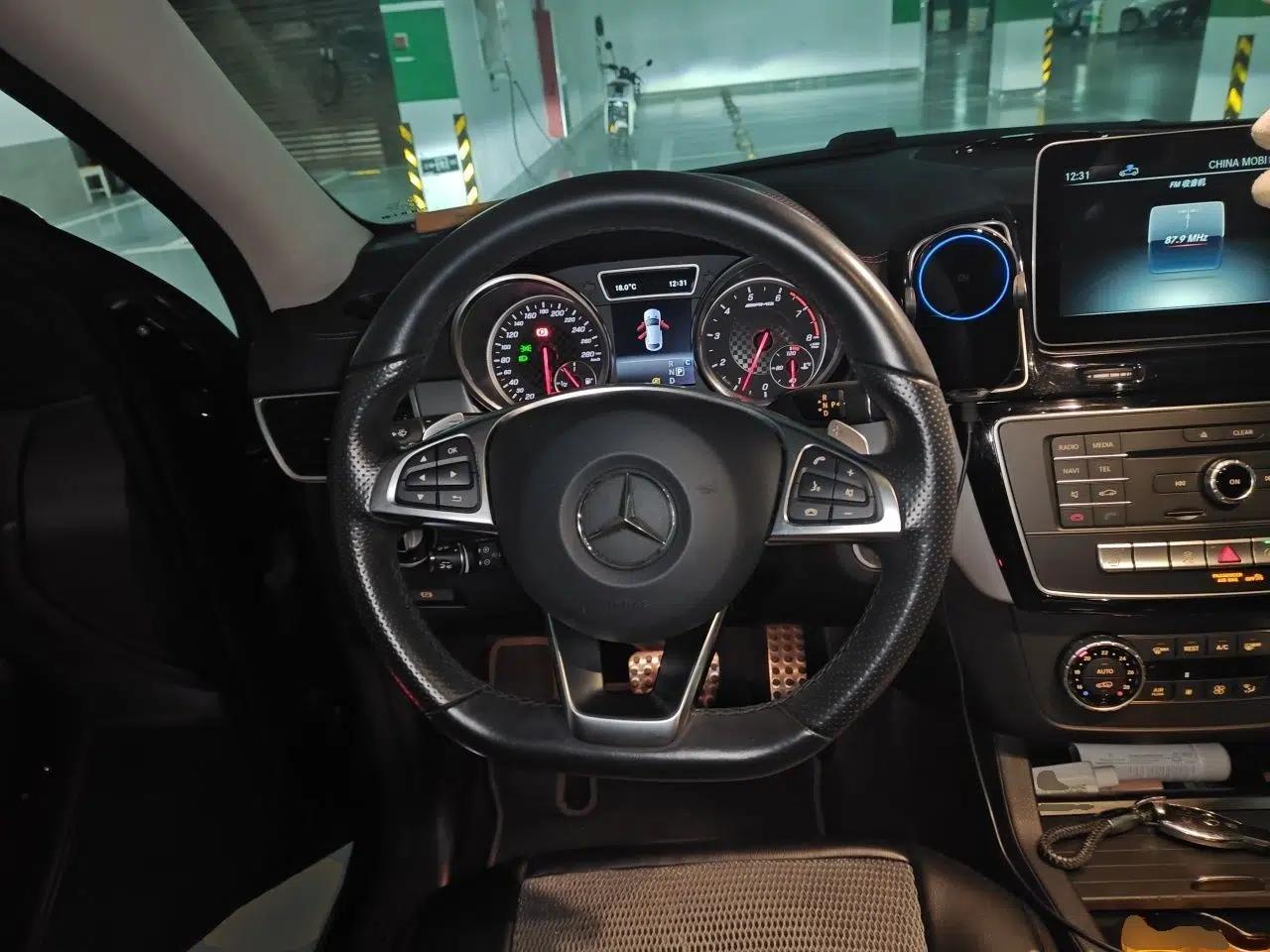 Mercedes-Benz GLE Coupe AMG 2017 AMG GLE 43 4MATIC Coupe SUV — миниатюра 11
