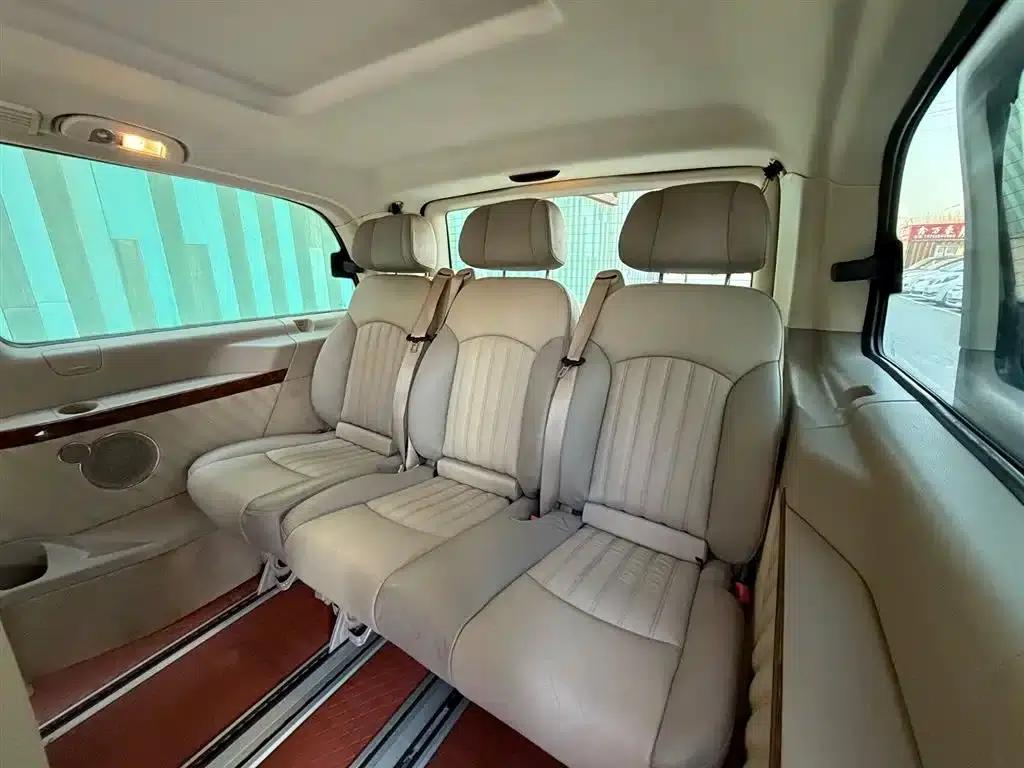 Viano 2013 3.0L Premium Edition — миниатюра 9
