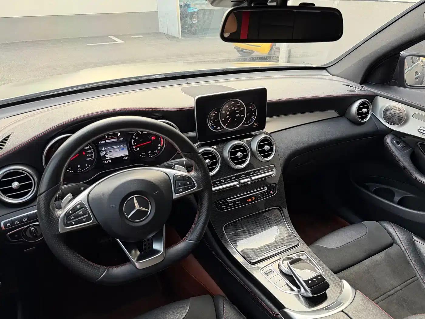 Mercedes-Benz GLC Coupe AMG 2017 AMG GLC 43 4MATIC Coupe SUV — миниатюра 9