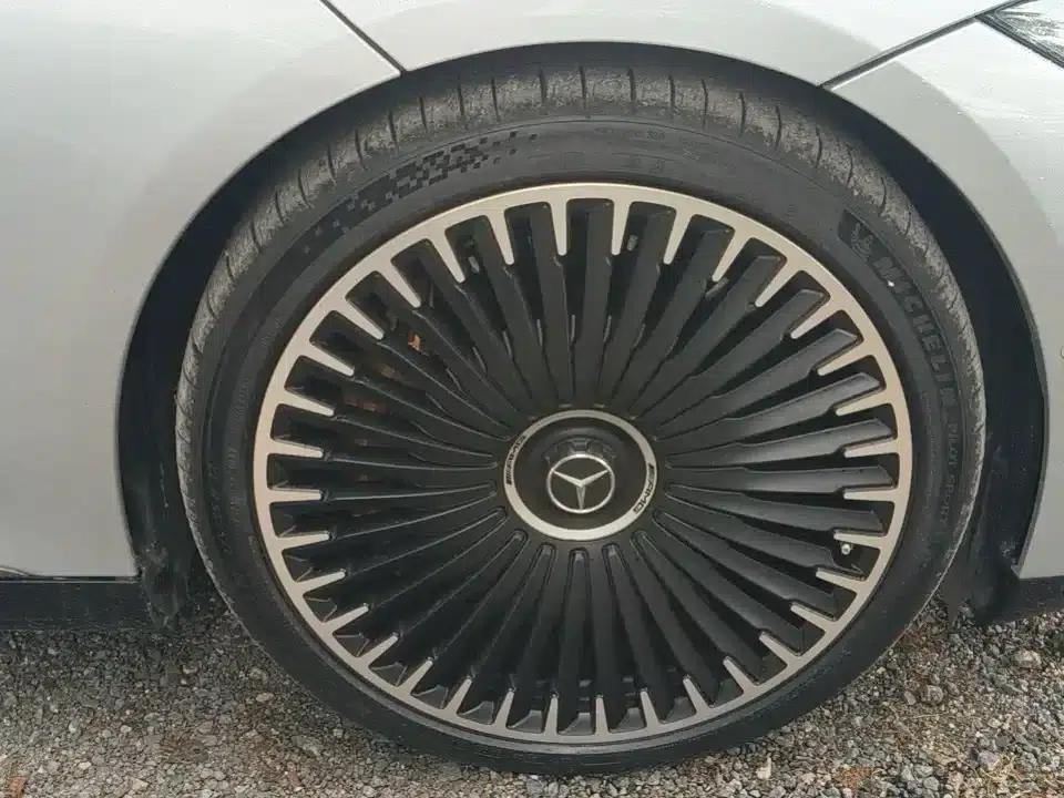 2022 Mercedes-Benz EQS AMG 53 4MATIC+ — миниатюра 11