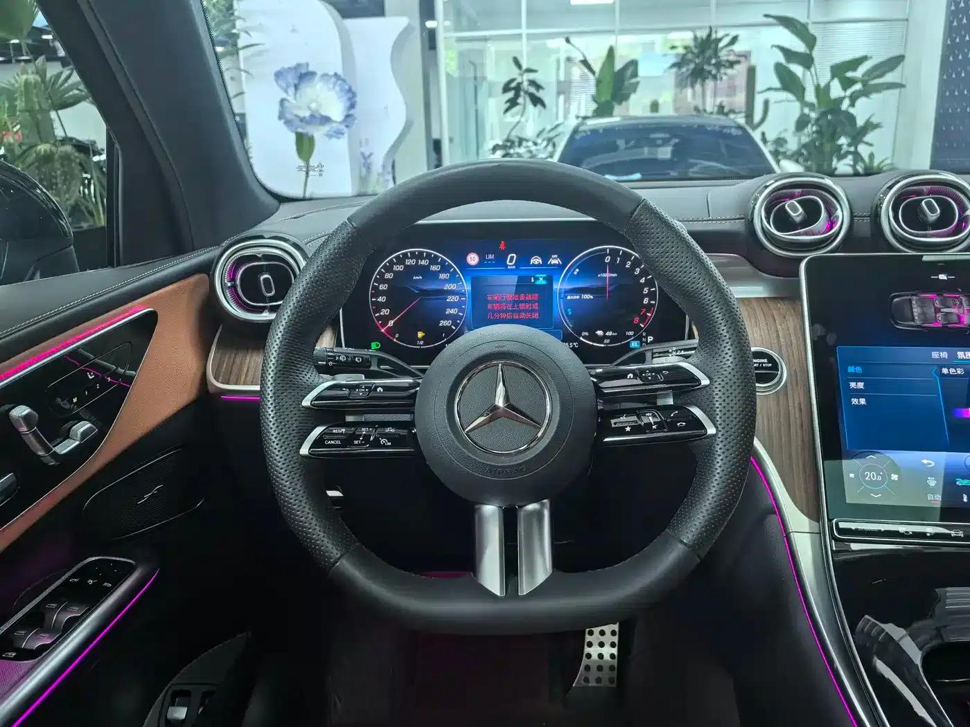 Mercedes-Benz GLC PHEV 2025 350 e L 4MATIC Classic Edition — миниатюра 7