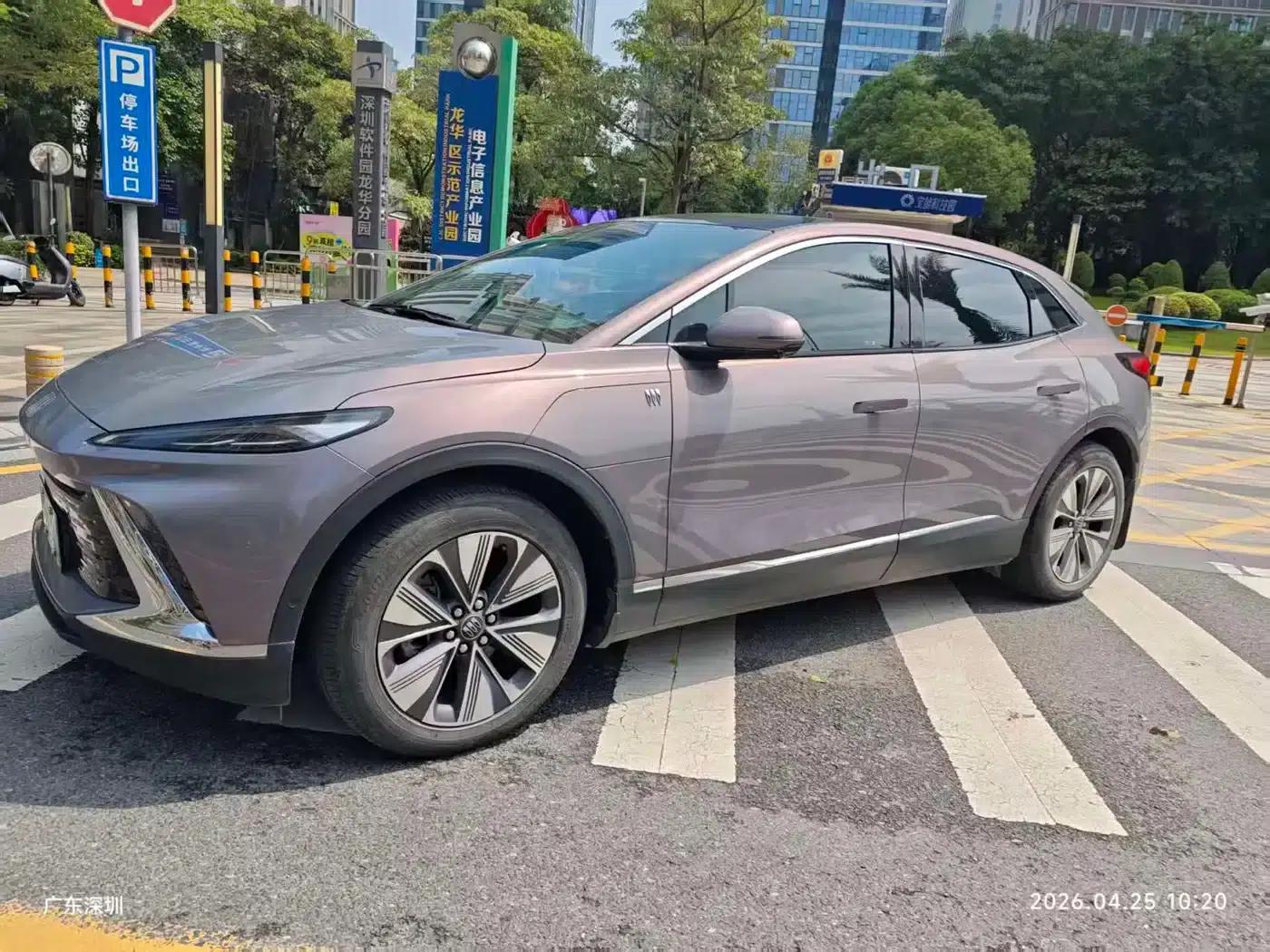 Buick E4 2023 Premium Edition — миниатюра 1