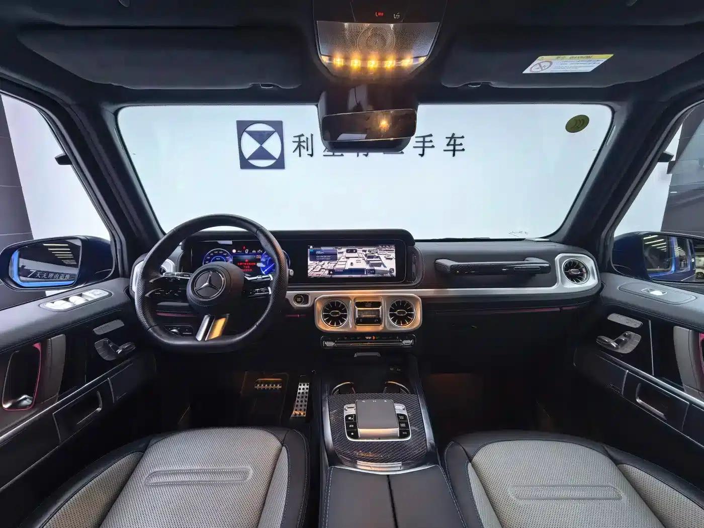Mercedes-Benz G-Class PHEV 2025 G580 First Edition — миниатюра 12