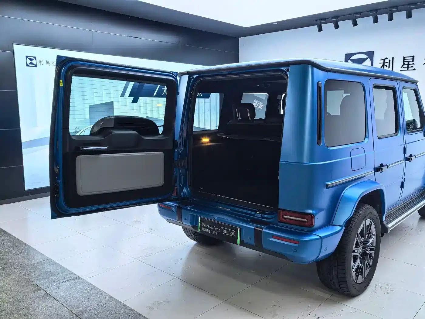 Mercedes-Benz G-Class PHEV 2025 G580 First Edition — миниатюра 15