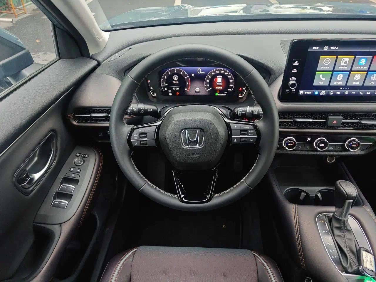 Honda ZR-V 2022 1.5T CVT Luxury Edition — миниатюра 11