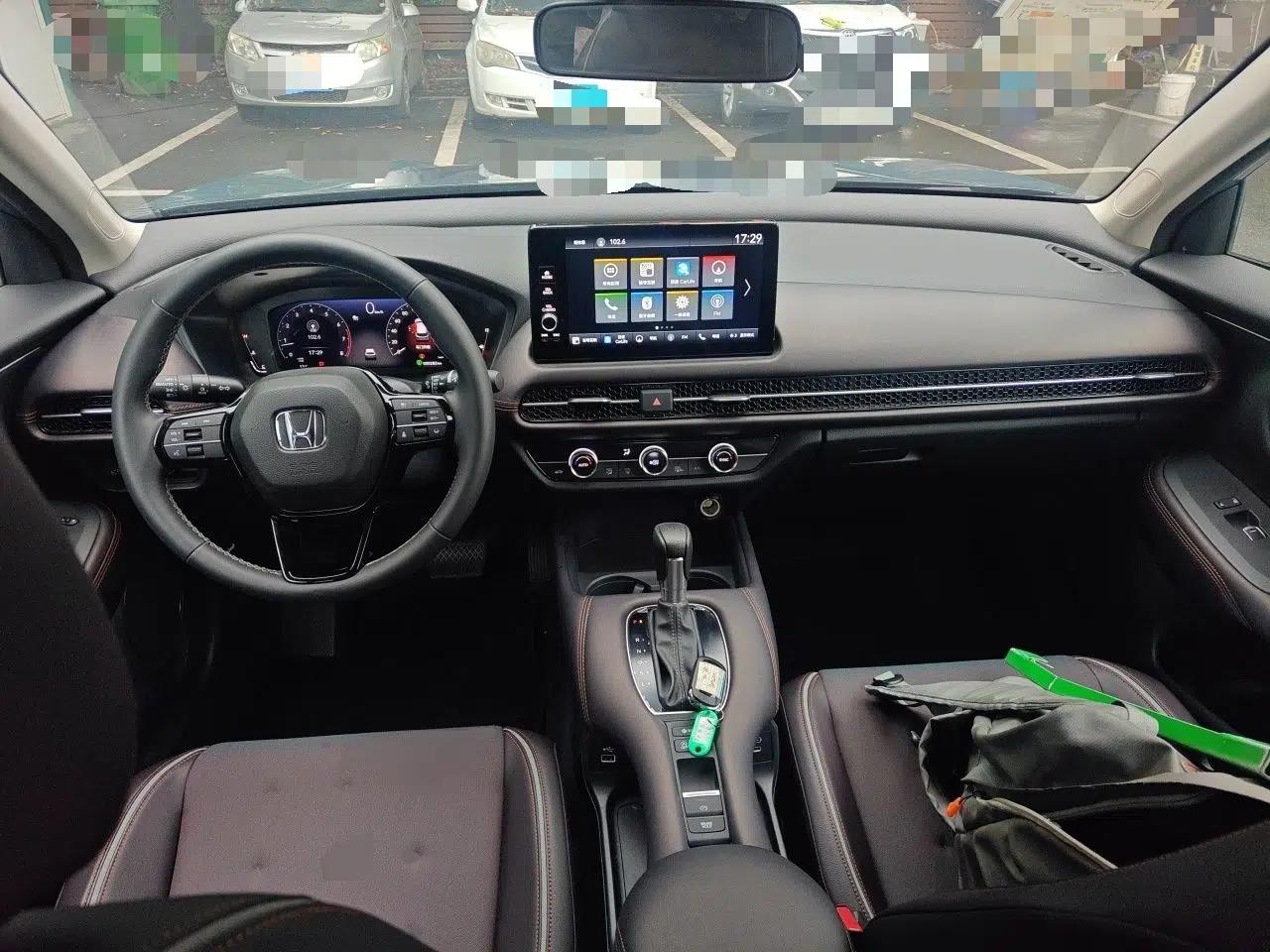 Honda ZR-V 2022 1.5T CVT Luxury Edition — миниатюра 10