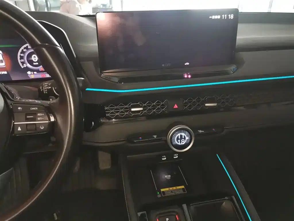 Accord PHEV 2023 2.0L e:PHEV Premium Edition — миниатюра 13