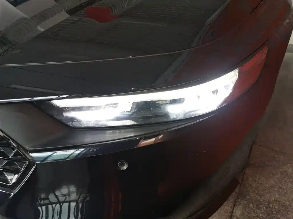 Accord PHEV 2023 2.0L e:PHEV Premium Edition — миниатюра 24