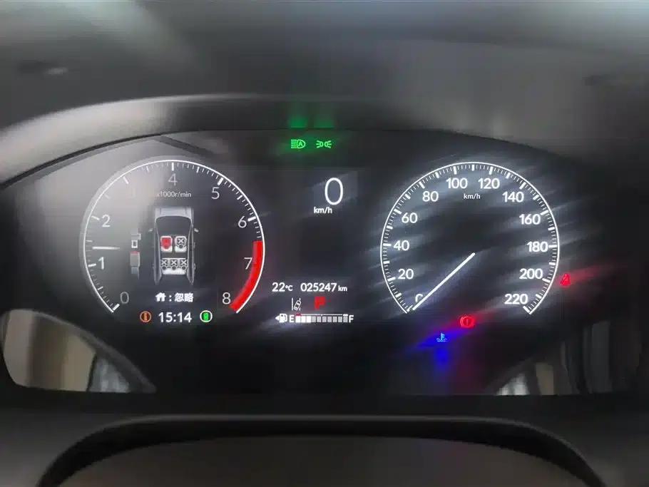 Honda HR-V 2023 240TURBO Sporty Edition — миниатюра 14