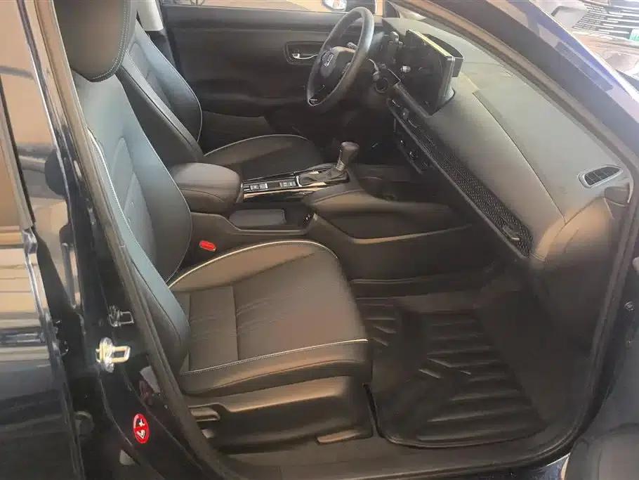 Honda HR-V 2023 240TURBO Sporty Edition — миниатюра 8