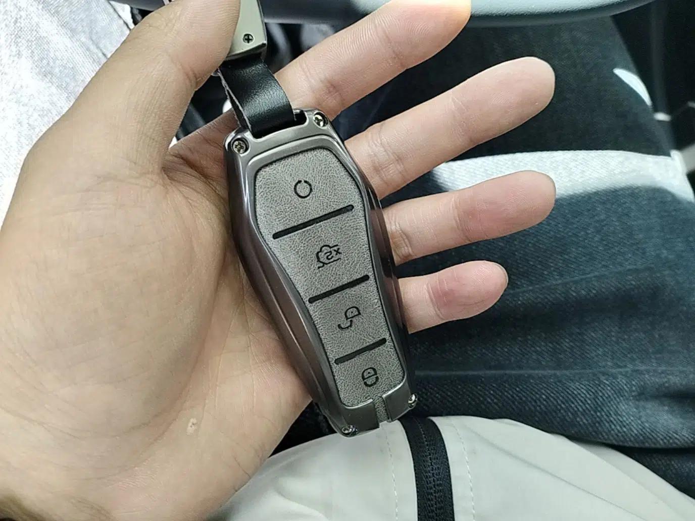 BYD Sealion 07 DM-i 2025 150 Flagship+ Edition — миниатюра 12