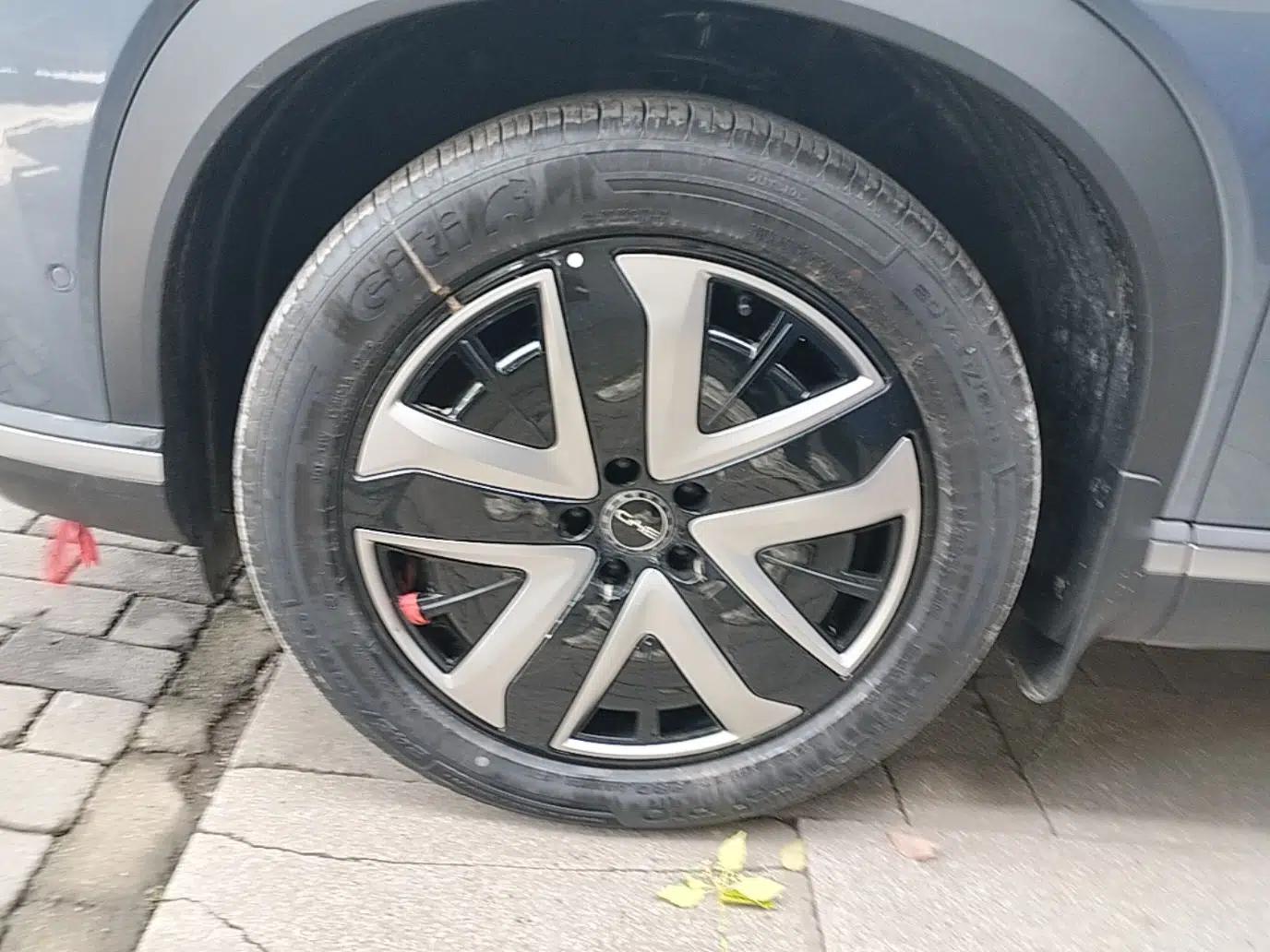 BYD Sealion 07 DM-i 2025 150 Flagship+ Edition — миниатюра 8