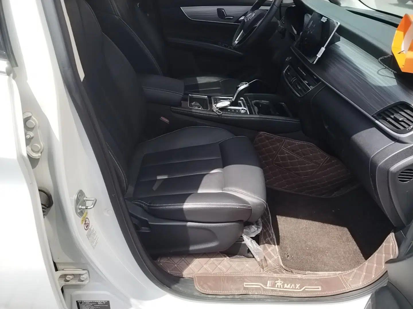 BYD Song MAX New Energy 2019 DM 1.5T Smart Connect Advanced 7-Seater China VI Standard — миниатюра 23