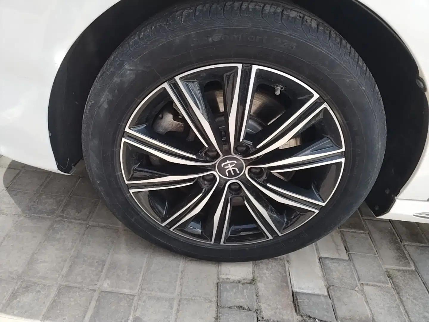 BYD Song MAX New Energy 2019 DM 1.5T Smart Connect Advanced 7-Seater China VI Standard — миниатюра 8