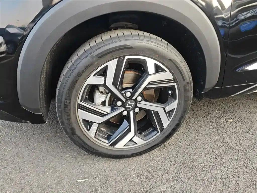Sihao X8 2021 300T DCT Premium Intelligent Connected Edition 5-seater — миниатюра 23