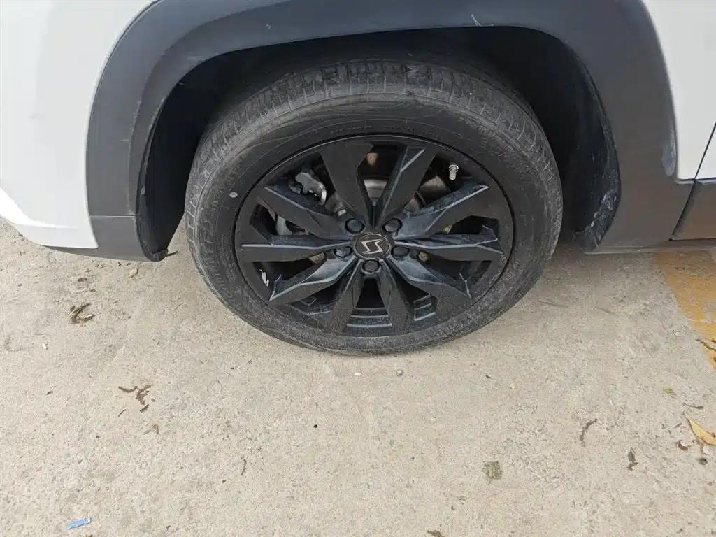 Sihao X4 2021 1.5T CVT Chief Edition — миниатюра 23