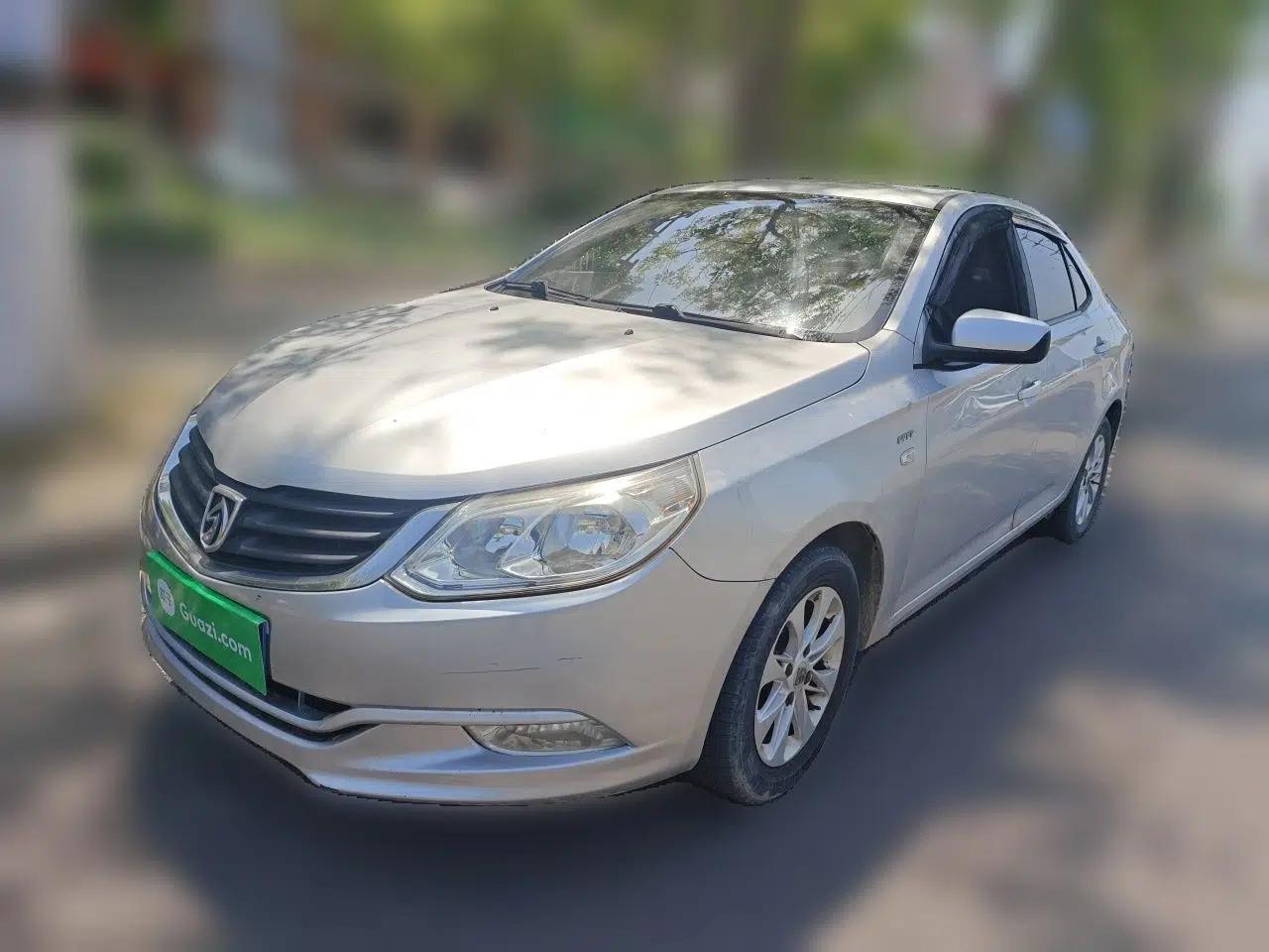 Baojun 630 2014 1.5L manual standard version — миниатюра 1
