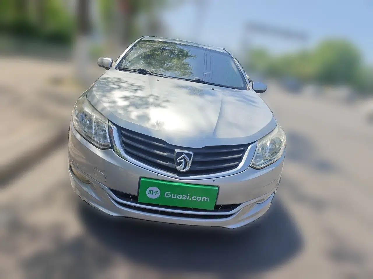 Baojun 630 2014 1.5L manual standard version — миниатюра 2