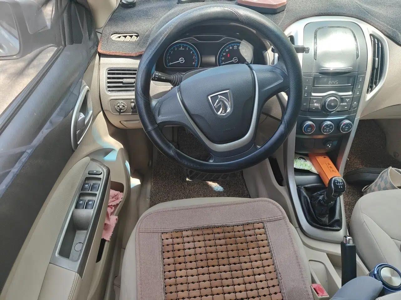 Baojun 630 2014 1.5L manual standard version — миниатюра 11