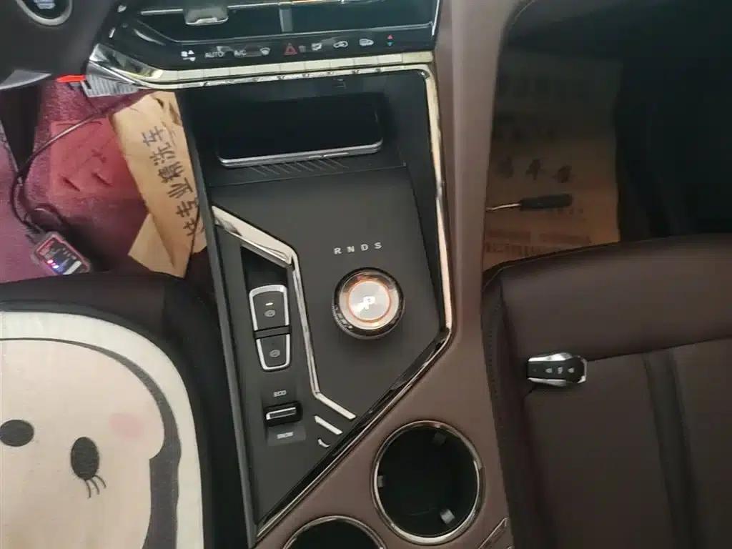 Sihao X8 PLUS 2023 1.5TGDI DCT Smart Edition 7-seater — миниатюра 14