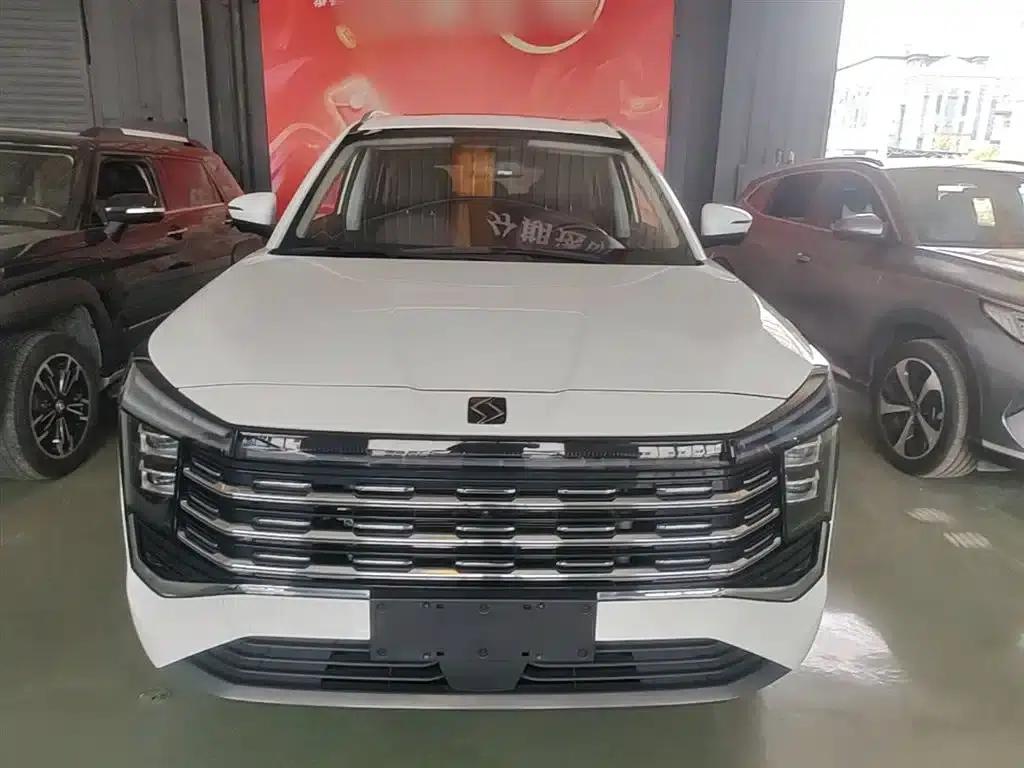 Sihao X8 PLUS 2023 1.5TGDI DCT Smart Edition 7-seater — миниатюра 3