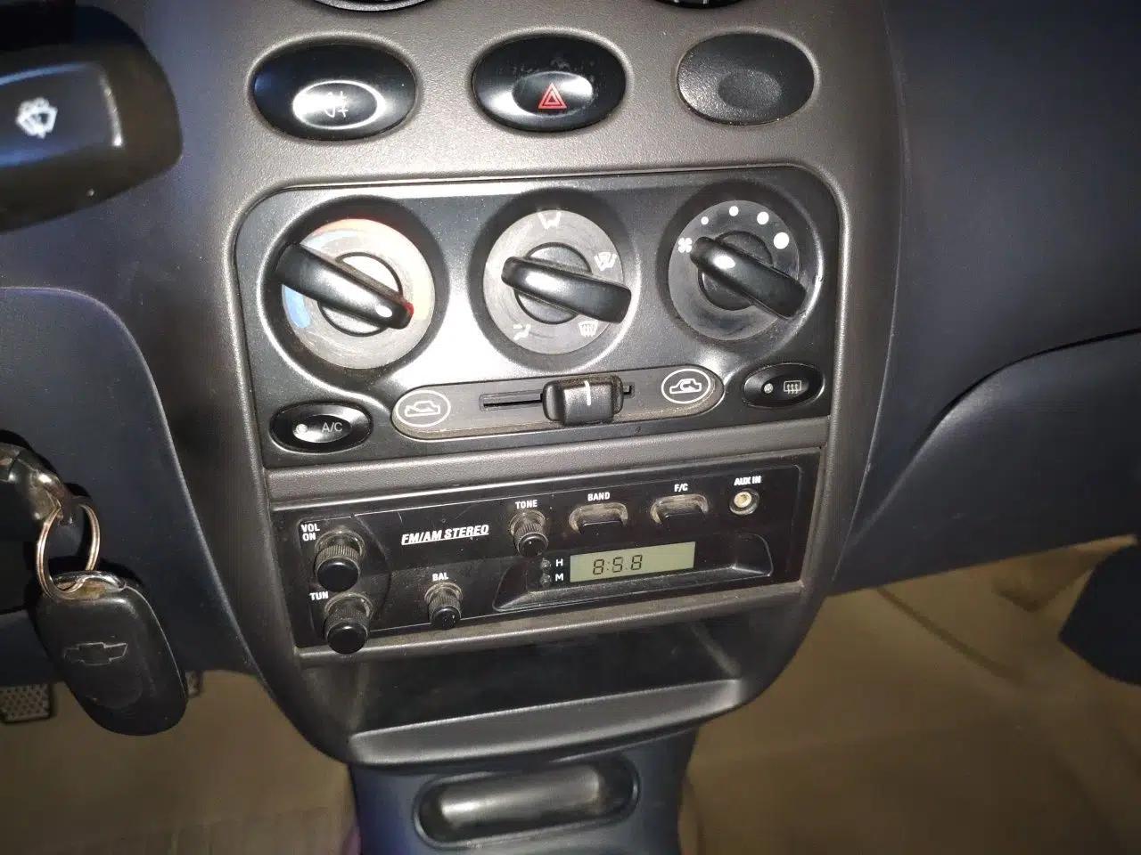 Baojun Lechi 2012 Revised 1.0L Manual P-TEC Standard Edition — миниатюра 14