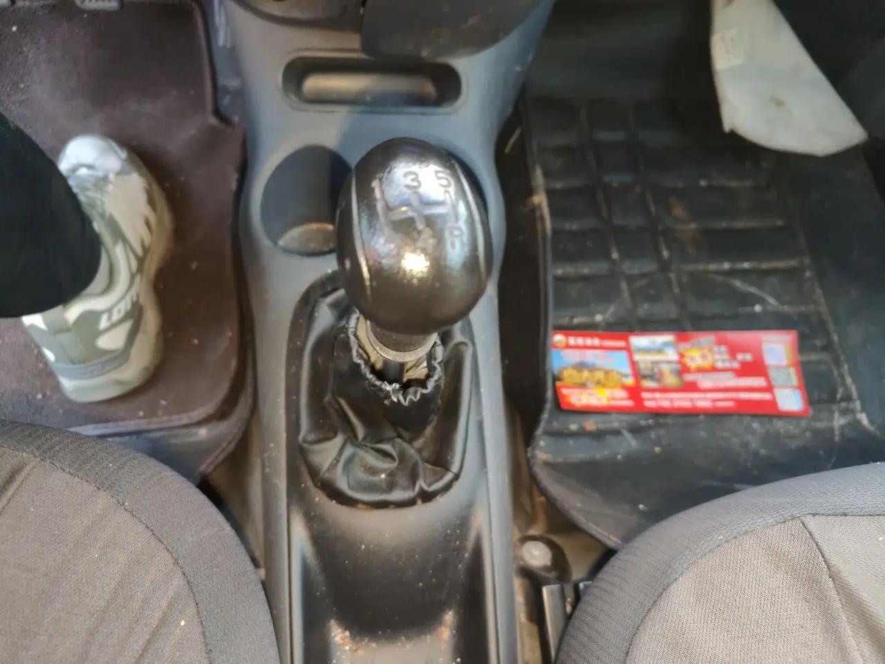 Baojun Lechi 2012 Revised 1.0L Manual P-TEC Standard Edition — миниатюра 15