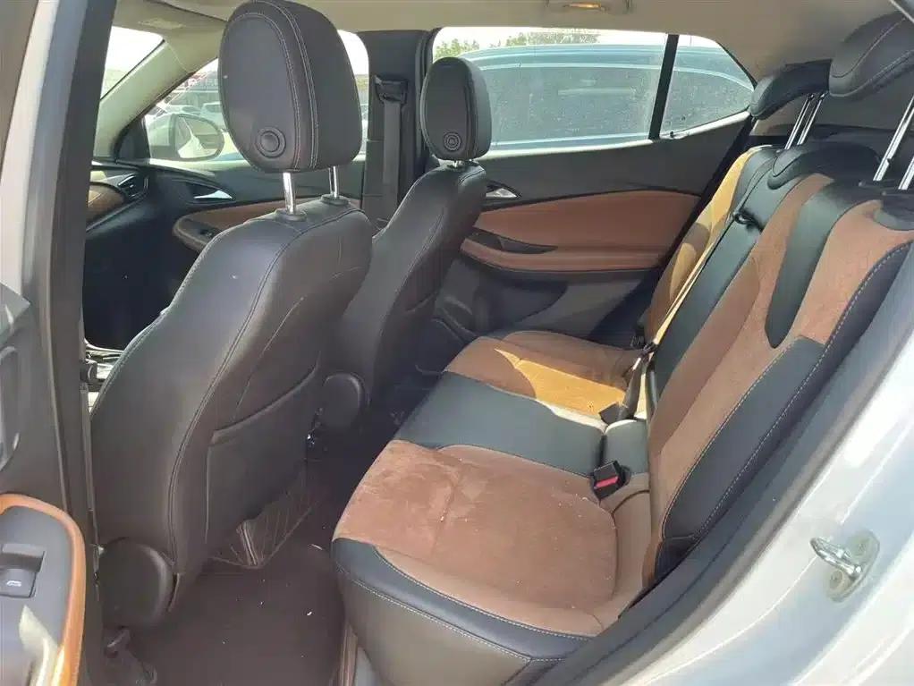 Encore GX 2022 332T CVT 2WD Luxury — миниатюра 4