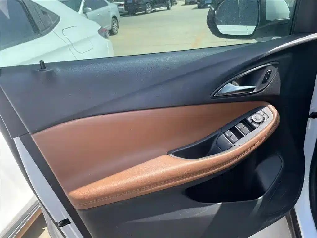 Encore GX 2022 332T CVT 2WD Luxury — миниатюра 6