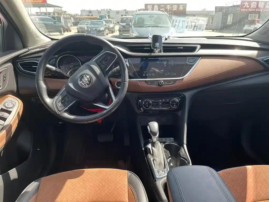 Encore GX 2022 332T CVT 2WD Luxury — миниатюра 8