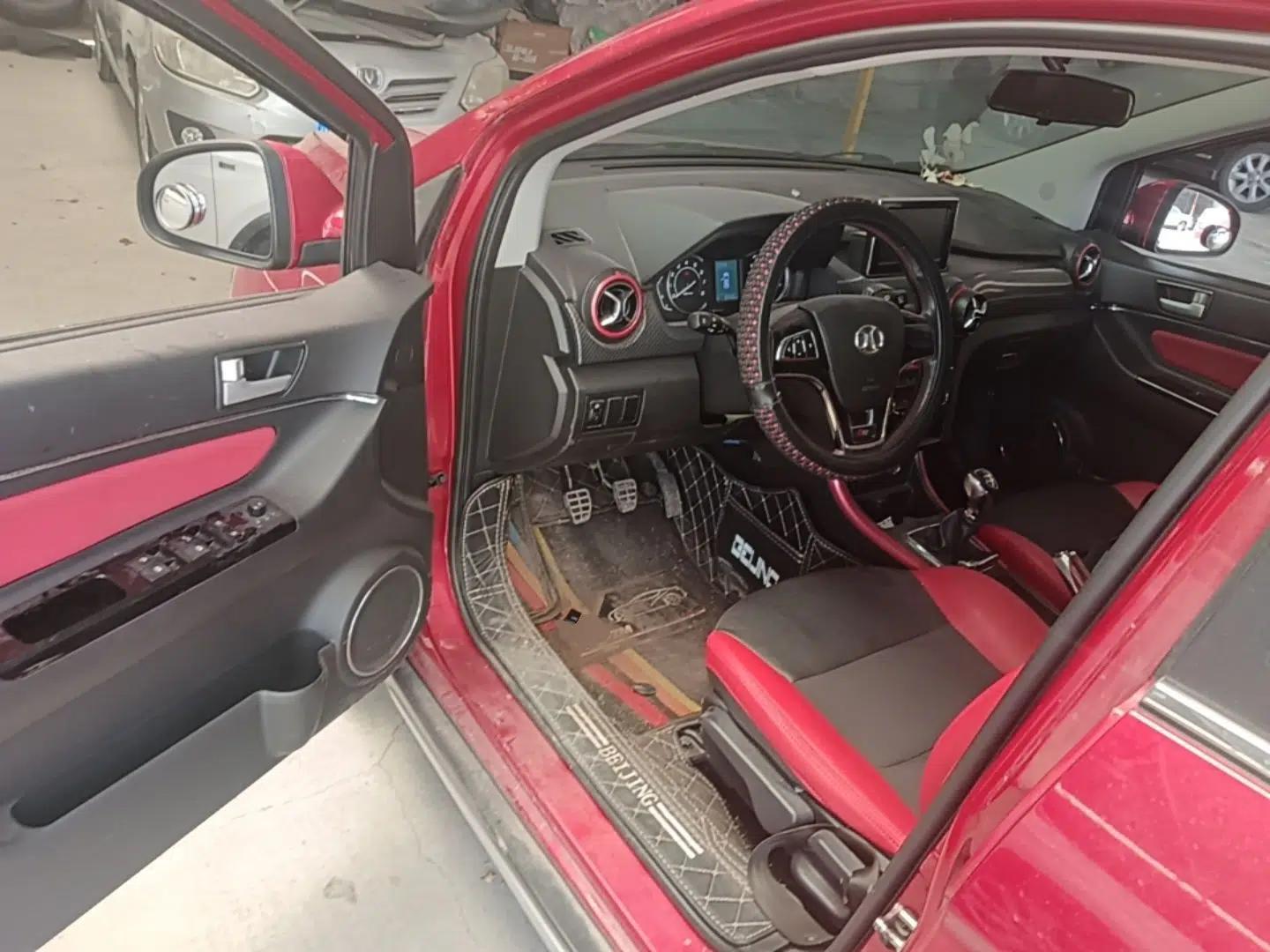 BAIC Senova X25 2015 1.5L Manual Elite Edition — миниатюра 19