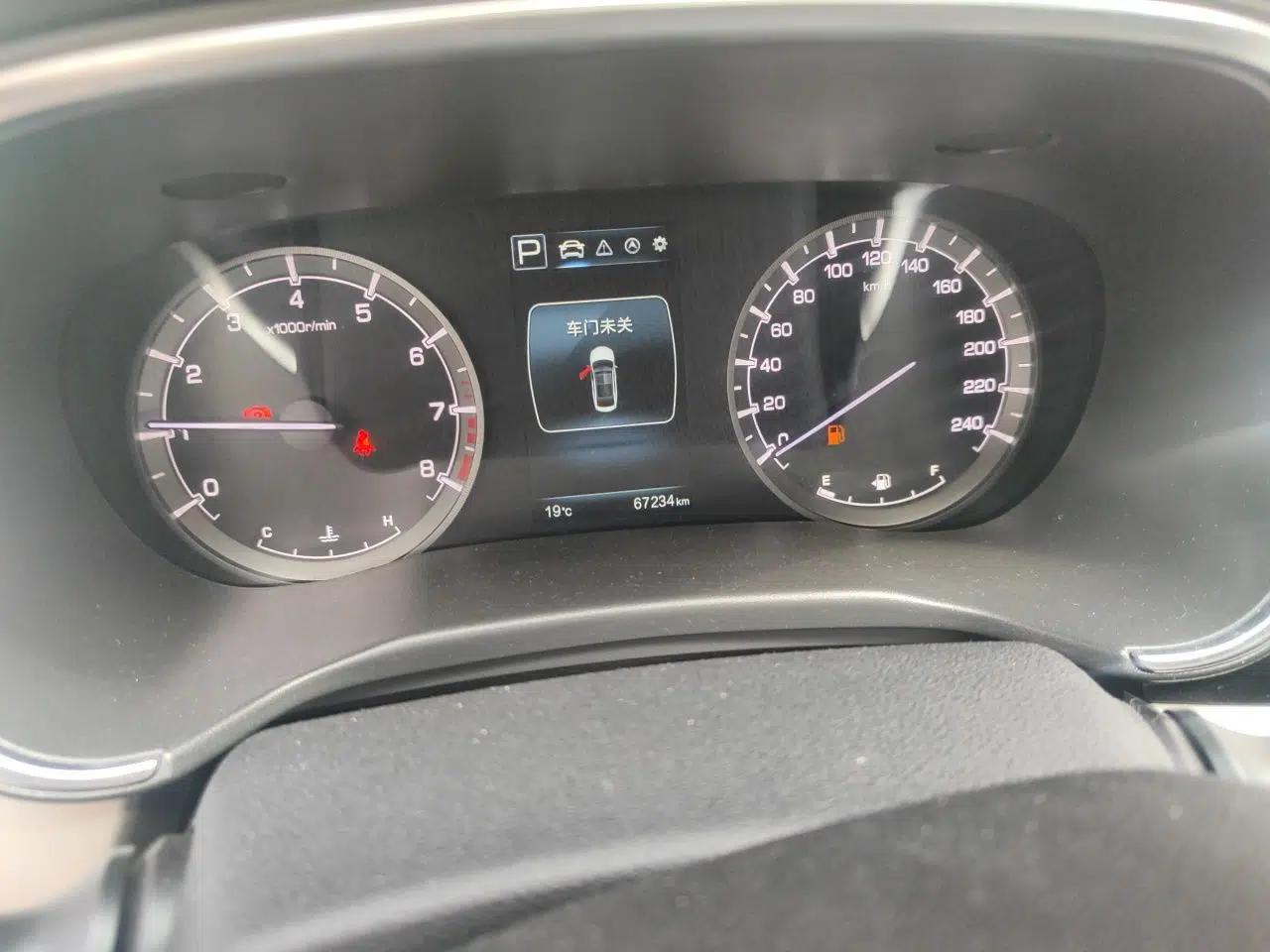 CHANGAN Raeton CC 2018 1.5T Automatic Elegant Starry Edition China V Standard — миниатюра 13