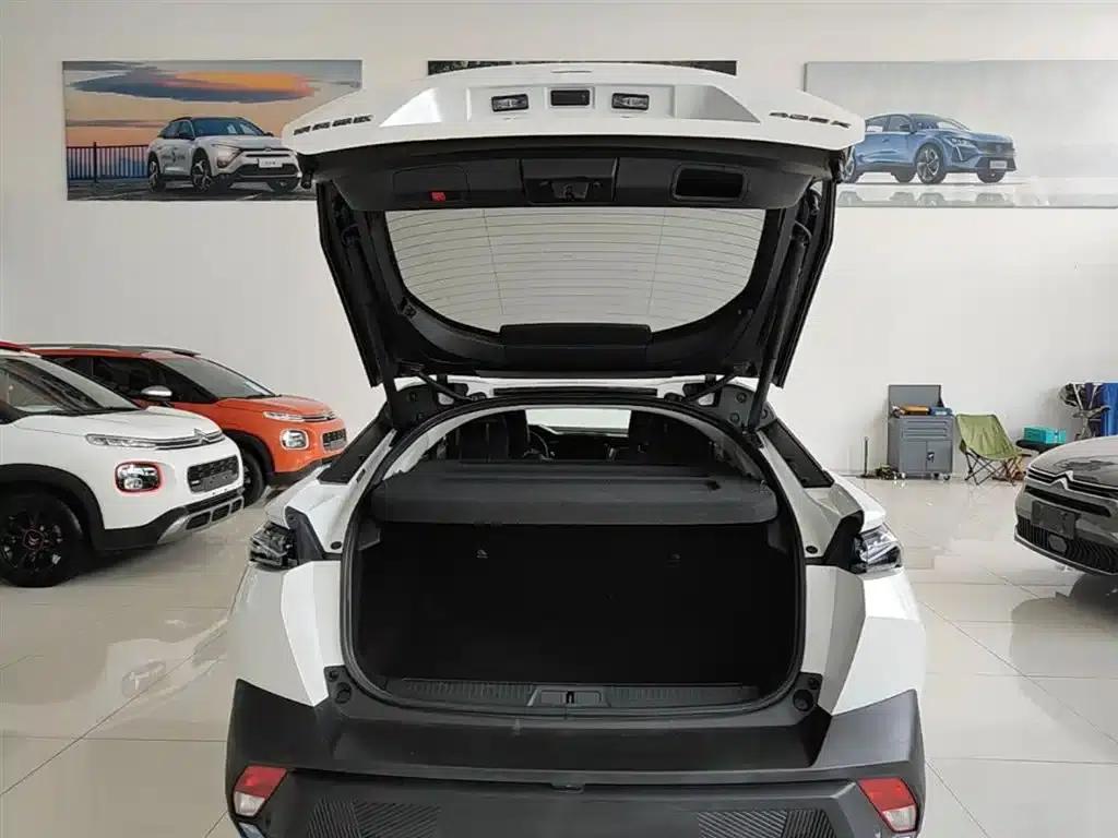 Peugeot 408X 2023 Charm Edition — миниатюра 19