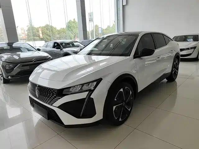 Peugeot 408X 2023 Charm Edition