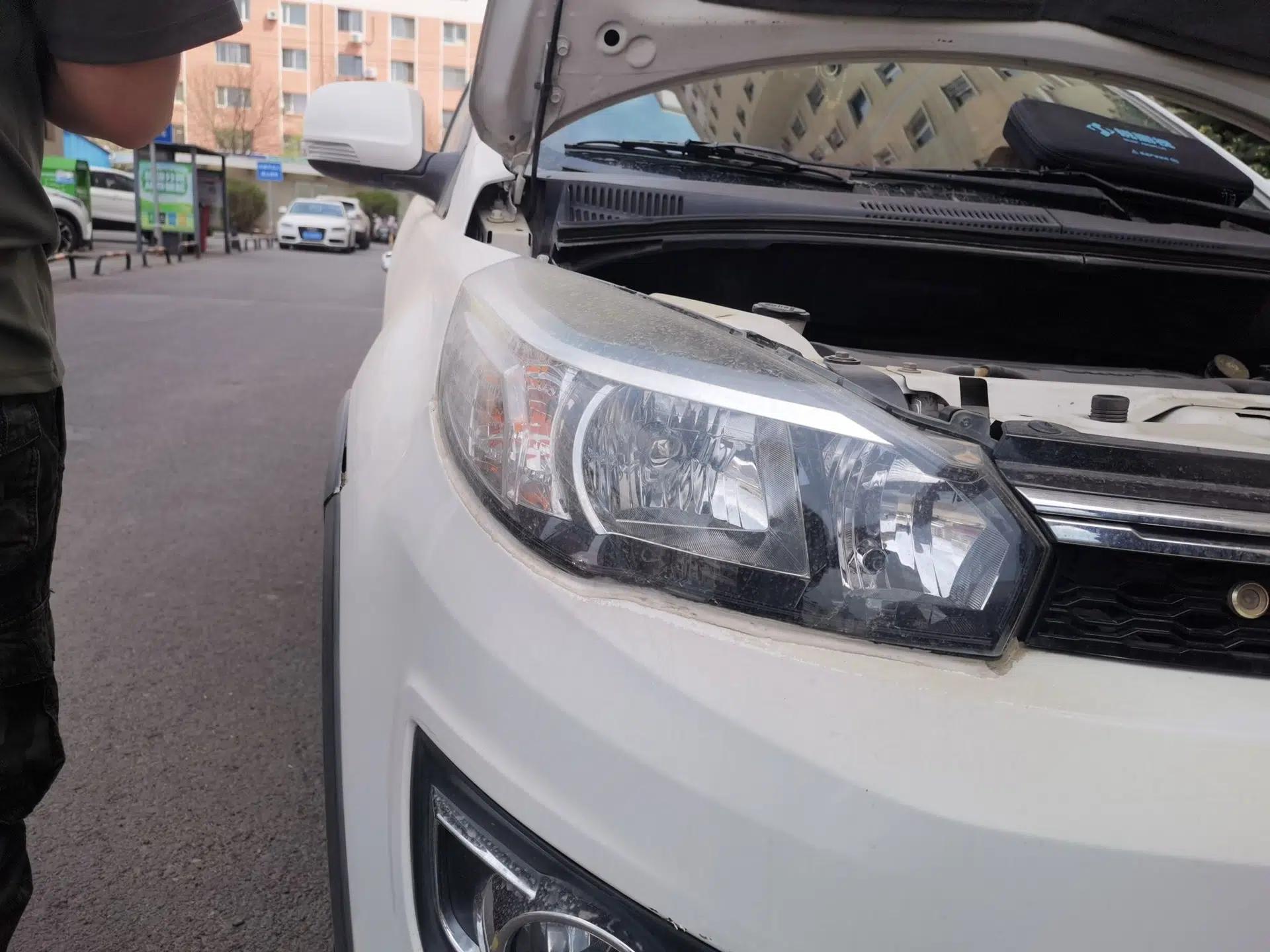 Great Wall M4 2012 1.5L Manual Luxury Version — миниатюра 7