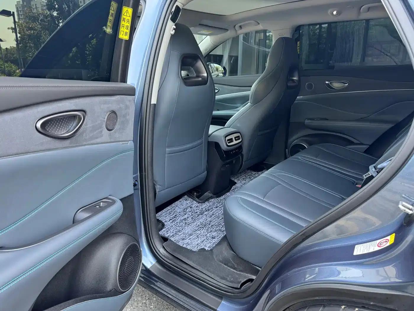 Hiace 07 DM-i 2025 Model 150 Navigator+ Edition — миниатюра 13