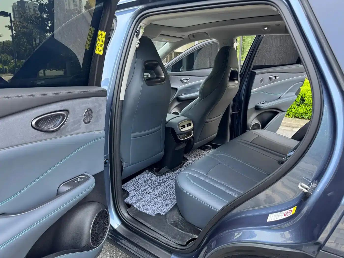 Hiace 07 DM-i 2025 Model 150 Navigator+ Edition — миниатюра 17