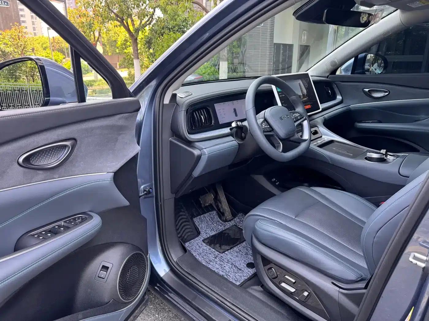 Hiace 07 DM-i 2025 Model 150 Navigator+ Edition — миниатюра 10