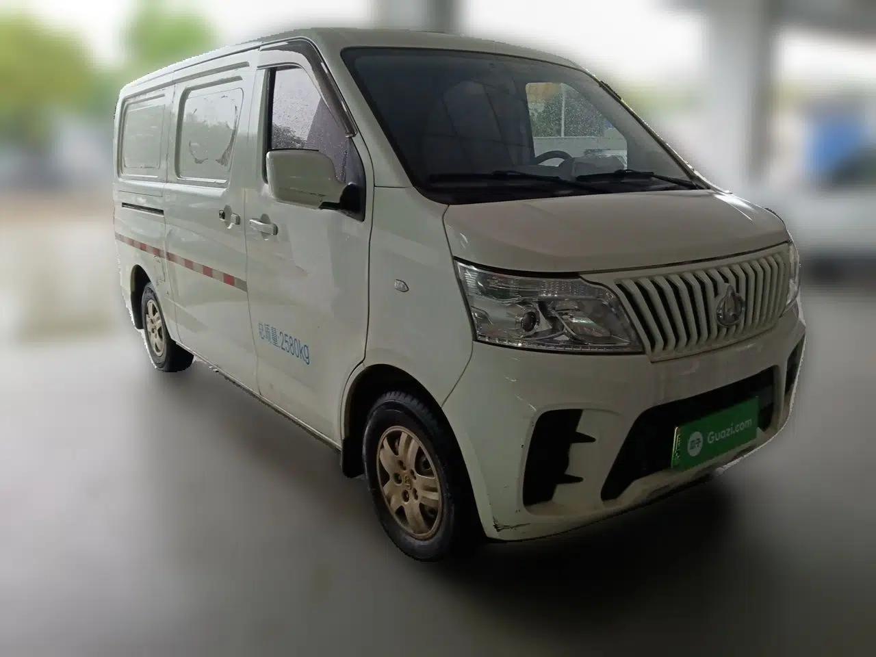 CHANGAN KAICHENG Ruixing EM60 2022 Pure Electric Van 4498 mm Long Flat Roof with Rear-Hinged Doors 2 Seats 60 kW 41.86 kWh — миниатюра 3