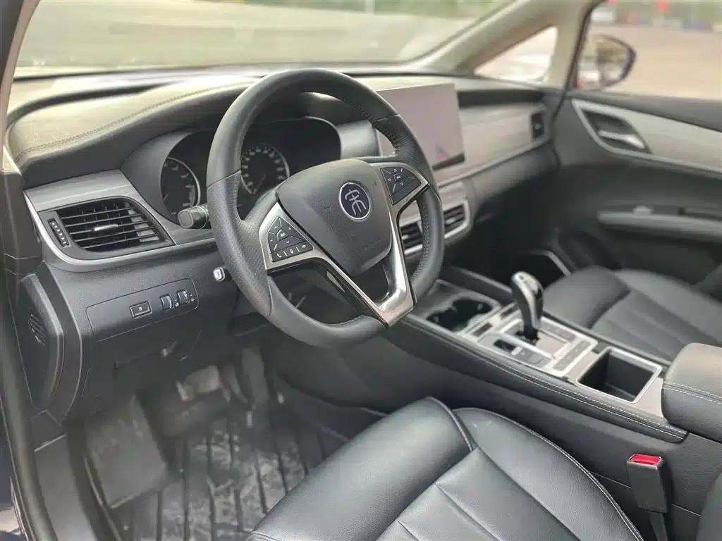 Song MAX New Energy 2019 DM 1.5T Intelligent Connected Advanced 6-seater National V Emission Standard — миниатюра 10