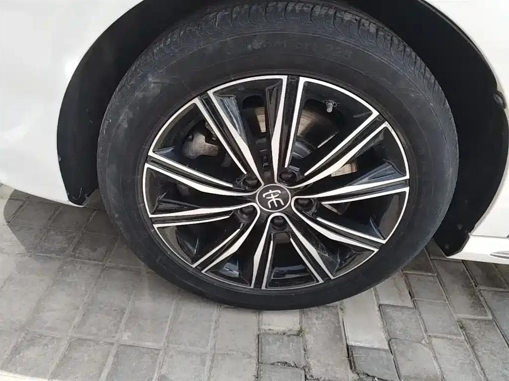 Song MAX New Energy 2019 DM 1.5T Intelligent Connected 7-Seater National VI Emission Standard — миниатюра 23