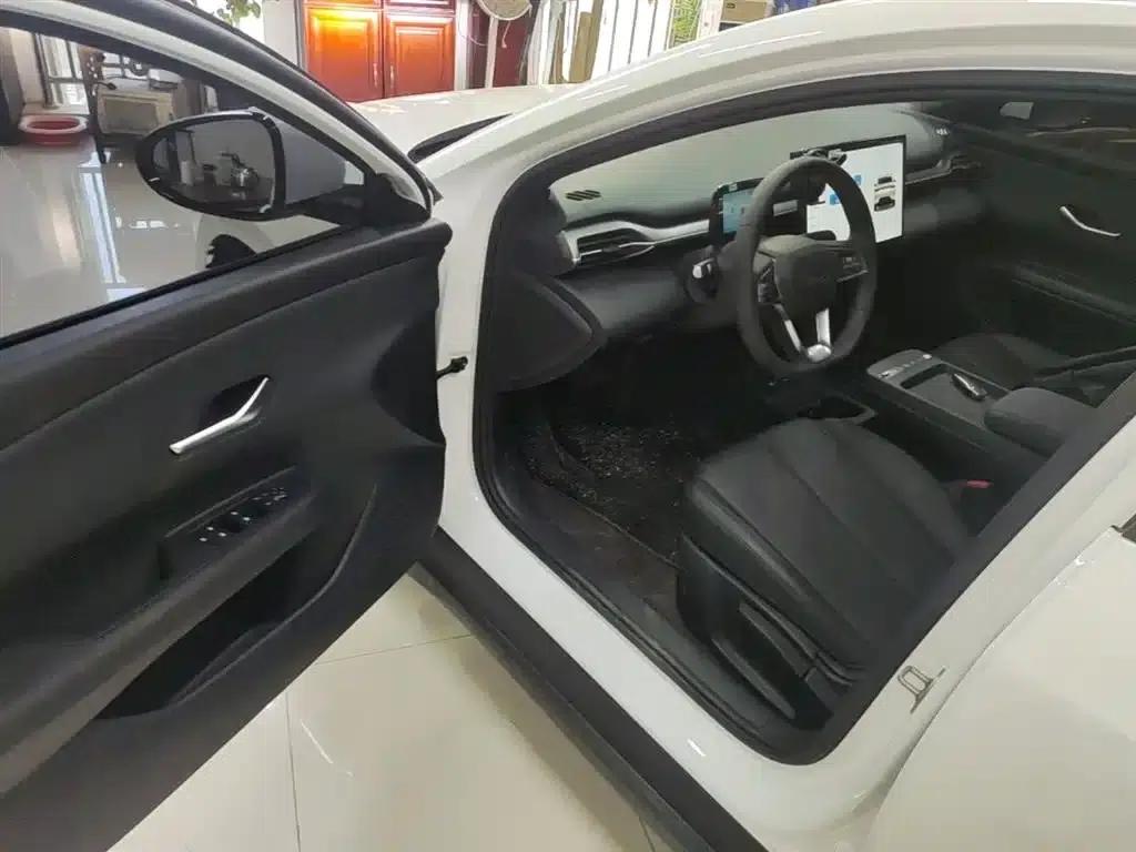 BYD e7 2025 520 Smart Edition — миниатюра 16