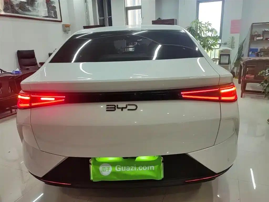 BYD e7 2025 520 Smart Edition — миниатюра 6