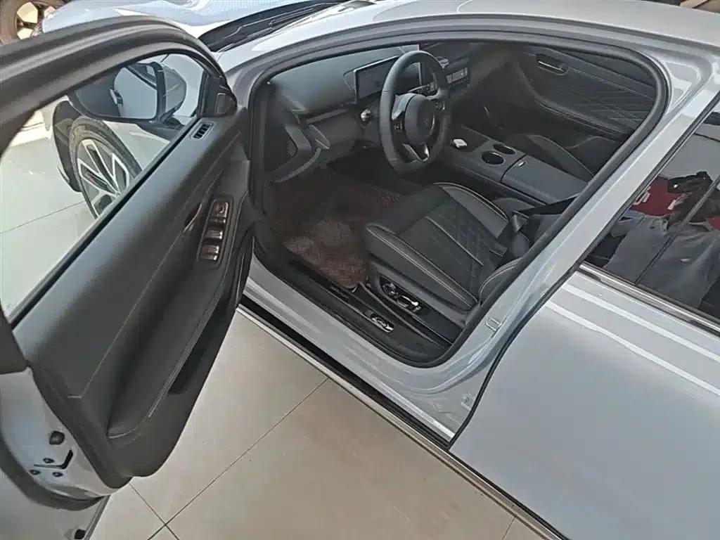 Baojun Enjoy 2025 Plug-in Hybrid 140km/h Luxury Edition — миниатюра 16