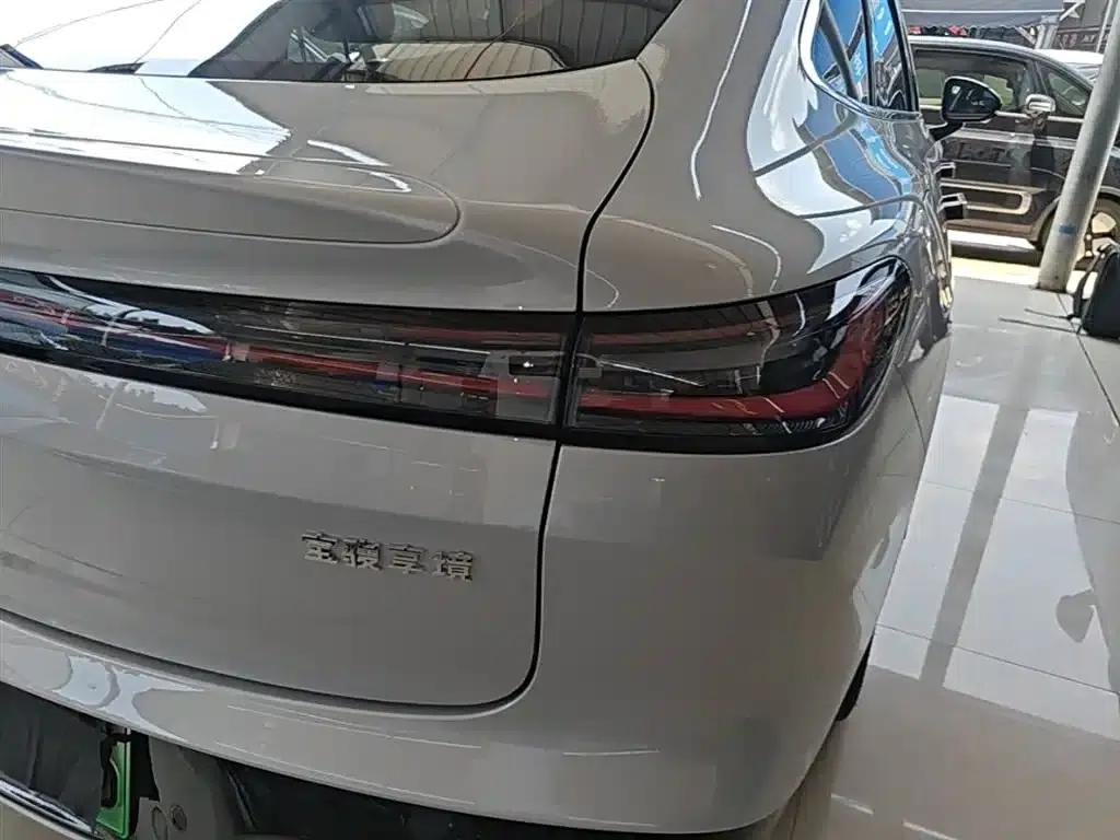 Baojun Enjoy 2025 Plug-in Hybrid 140km/h Luxury Edition — миниатюра 8